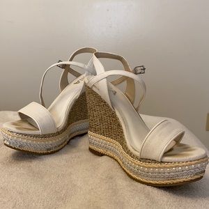 MIA wedges size 7.5